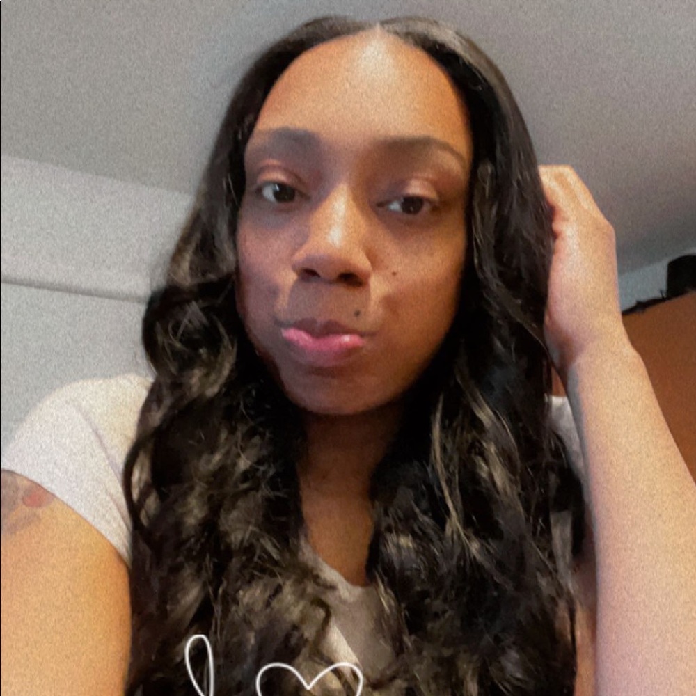 Meet your Posher, Shae